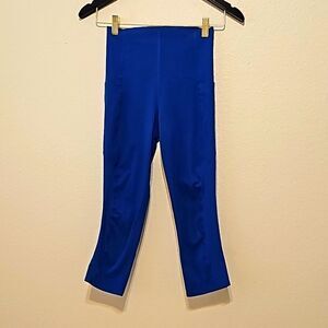 - Sweaty Betty Royal Blue Cropped Leggings xs
